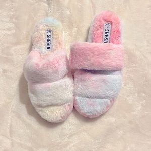 Fuzzy Shein Slippers